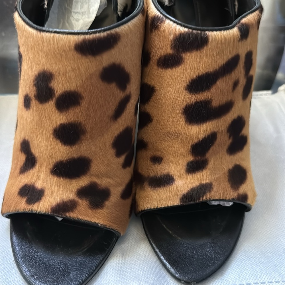 Alexander Wang Leopard Alla Peep-toe Wedges 37 7 Khloe Kardashian - Picture 4 of 8